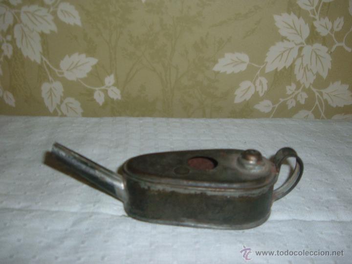 Antig&uuml;edades: Antigua aceitera - Foto 1