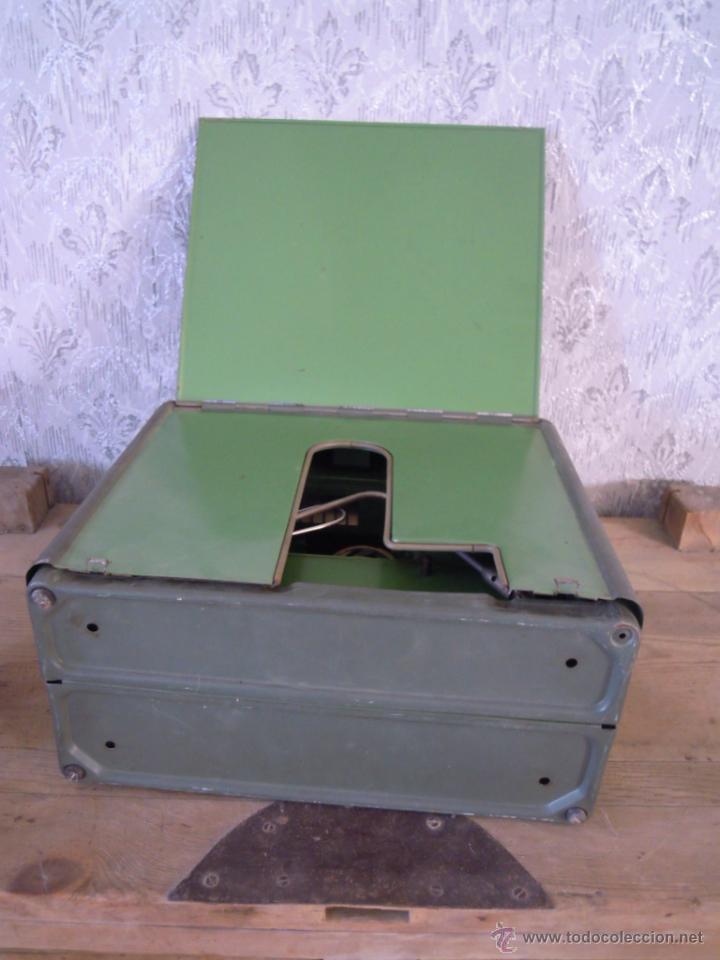 Antig&uuml;edades: M&Aacute;QUINA COSER ELNA. COMPLETA.NO FUNCIONA - Foto 2