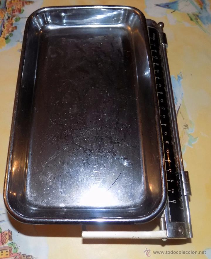 Antig&uuml;edades: antigua bascula de cocina, funciona, 34 ctm - Foto 2
