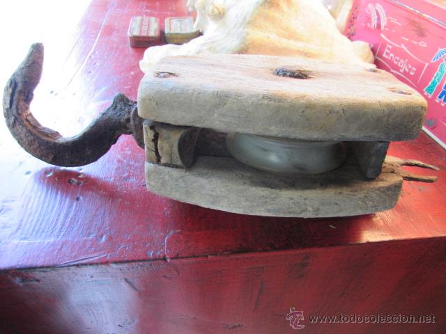 Antig&uuml;edades: ANTIGUA PASTECA DE BARCO DE MADERA Y HIERRO - Foto 3