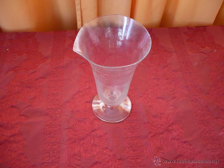 Antig&uuml;edades: Vaso medidor de laboratorio - Foto 2