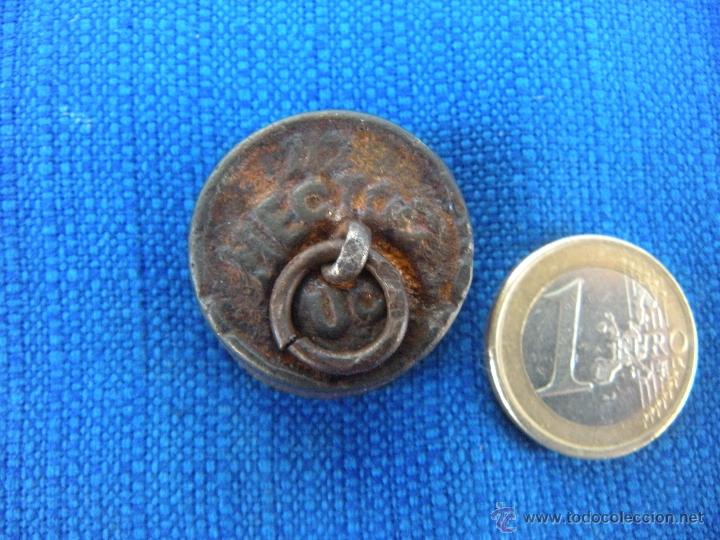 Antig&uuml;edades: ANTIGUA PESA DE HIERRO 50 GRAMOS - Foto 2