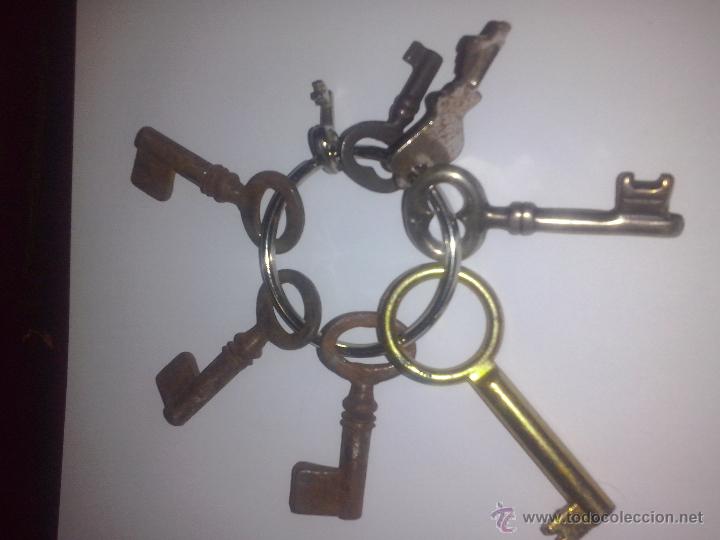Antig&uuml;edades: Lote 8 llaves - Foto 2