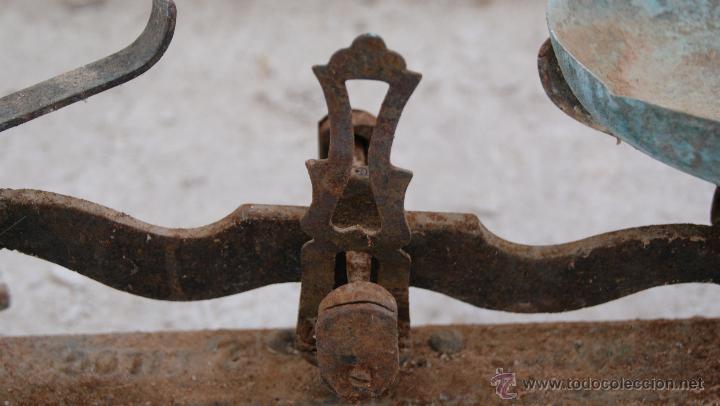 Antig&uuml;edades: Antigua Balanza Forge. - Foto 2