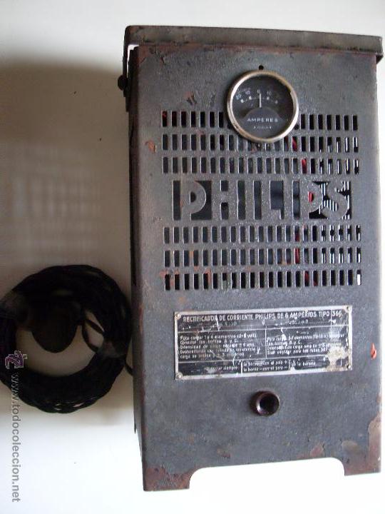 Antig&uuml;edades: ANTIGUO CARGADOR DE BATERIAS -PHILIPS- - Foto 2