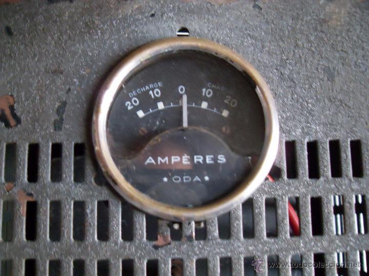 Antig&uuml;edades: ANTIGUO CARGADOR DE BATERIAS -PHILIPS- - Foto 3