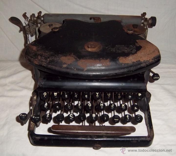 Antig&uuml;edades: M&aacute;quina de escribir canadiense Empire - Foto 1