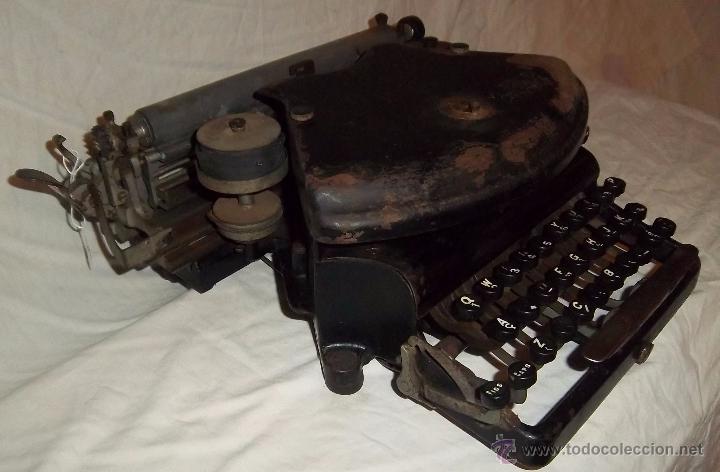 Antig&uuml;edades: M&aacute;quina de escribir canadiense Empire - Foto 2