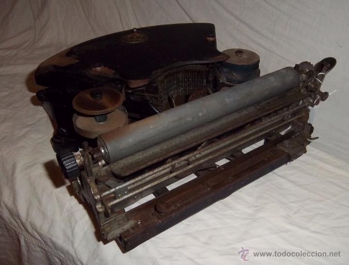 Antig&uuml;edades: M&aacute;quina de escribir canadiense Empire - Foto 3
