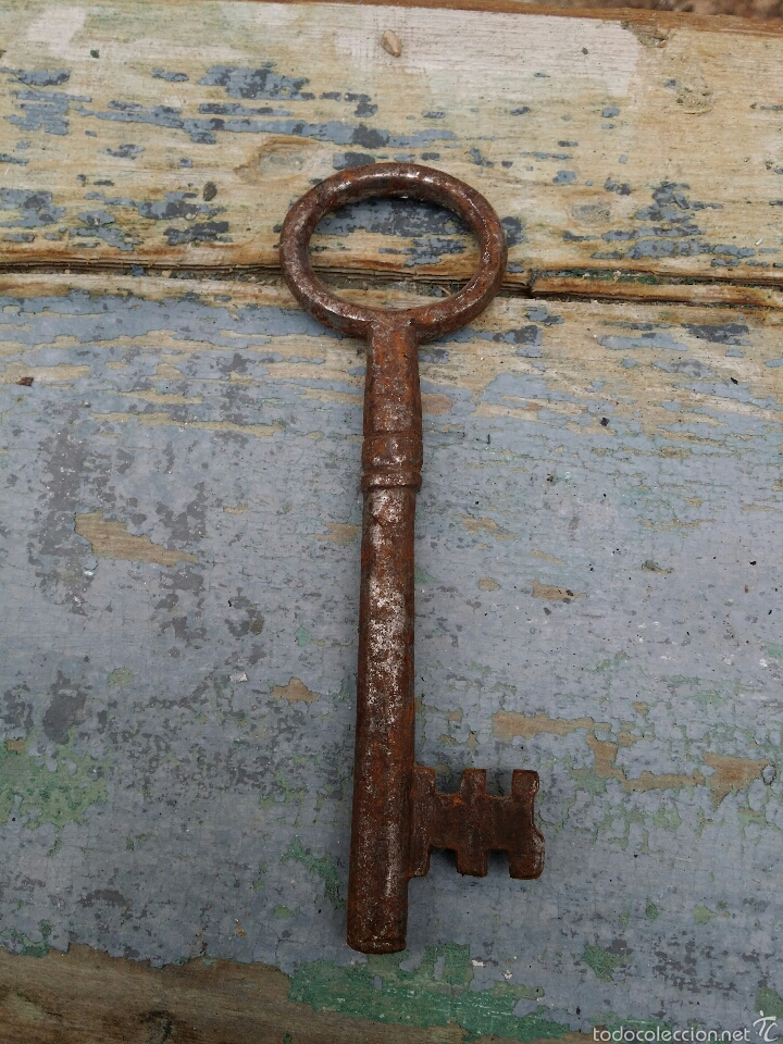 Antig&uuml;edades: Llave antigua - Foto 1