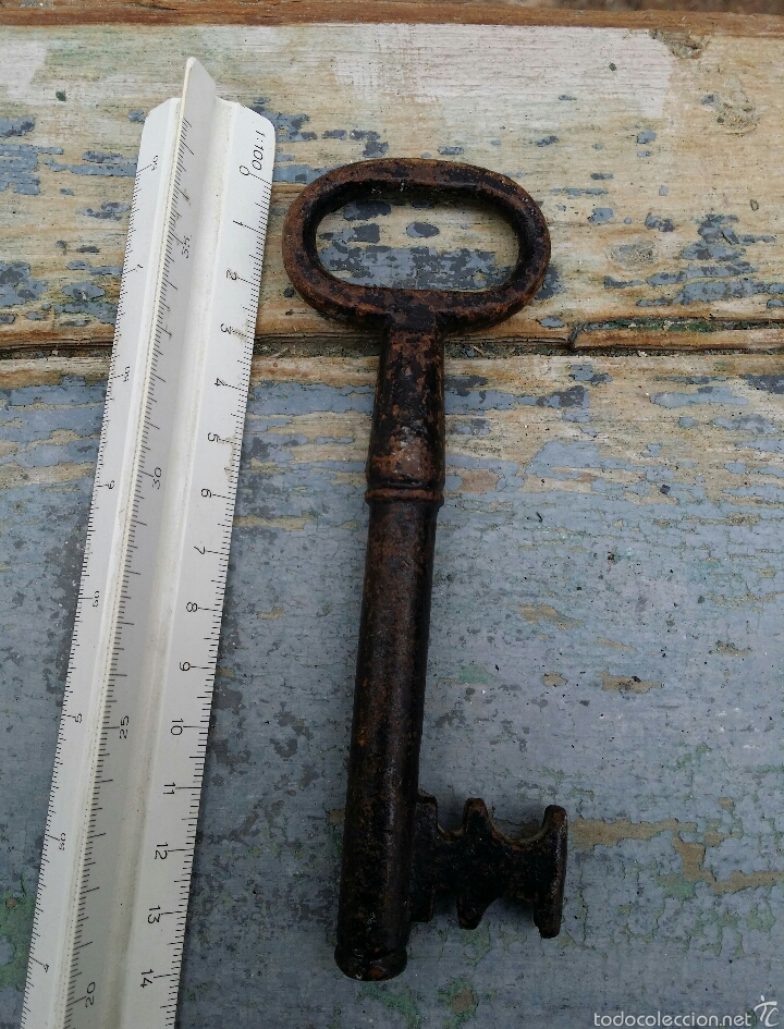 Antig&uuml;edades: Llave antigua - Foto 1