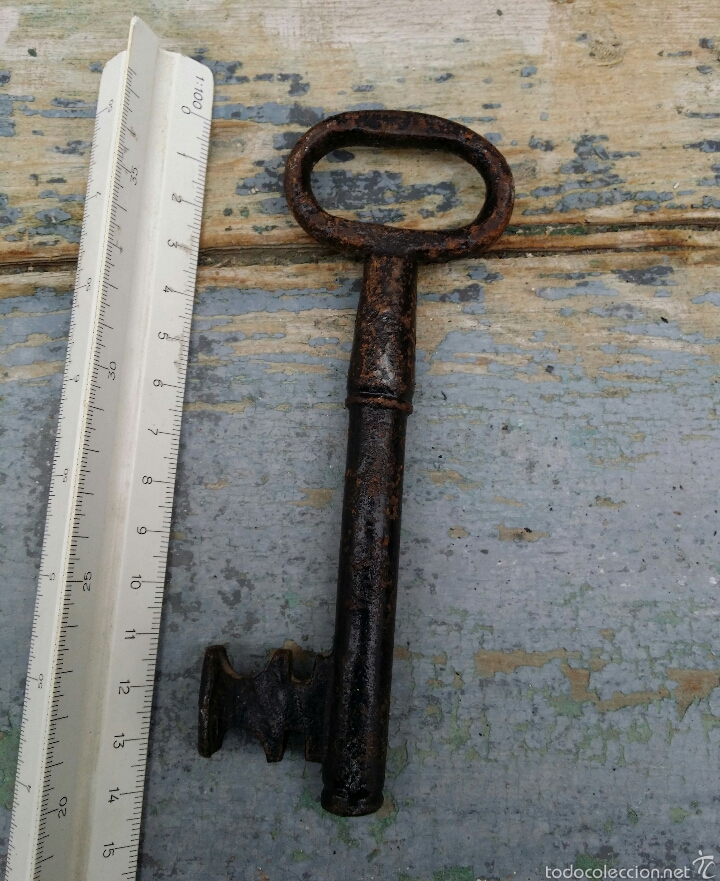 Antig&uuml;edades: Llave antigua - Foto 2