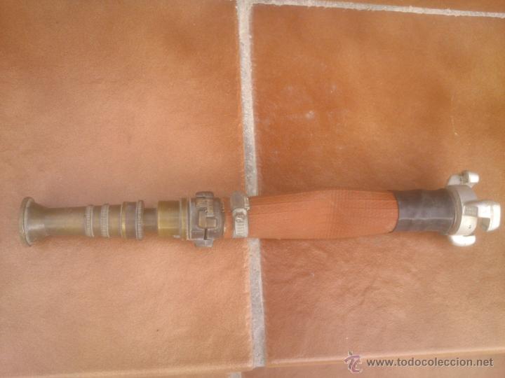 Antig&uuml;edades: ANTIGUA MANGERA Y BOCA DE RIEGO O DE BOMBERO DE BRONCE - Foto 1