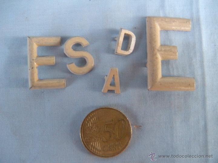 Antig&uuml;edades: ANTIGUA CAJA CON LETRAS DE PLOMO. - Foto 4
