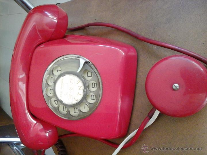 Tel&eacute;fonos: Telefono rojo original a&ntilde;os 60 - Foto 2