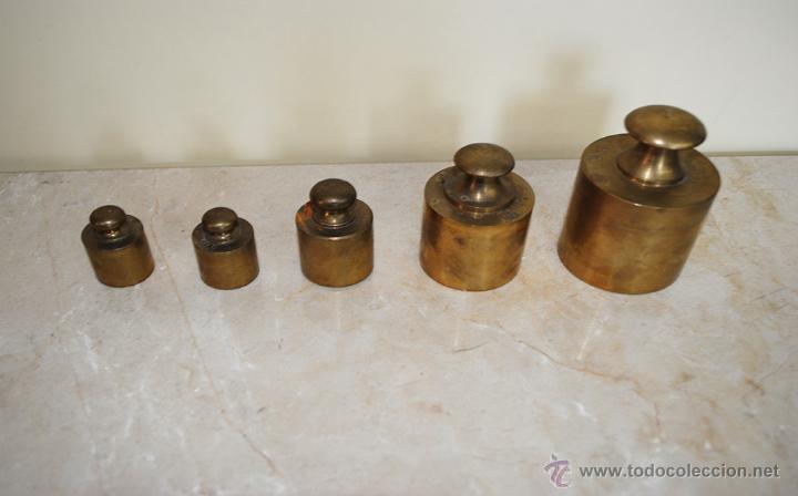 Antig&uuml;edades: JUEGO ANTIGUO DE 13 PESAS EN BRONCE - Foto 5