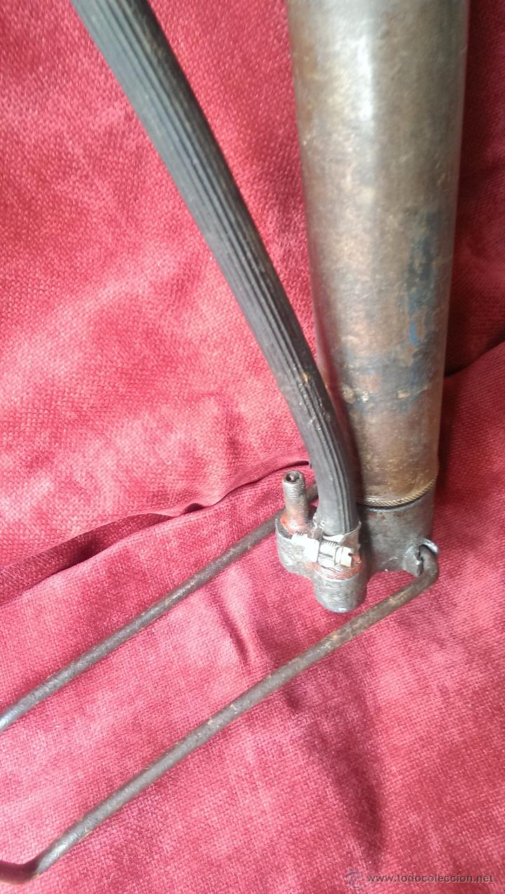 Antig&uuml;edades: BOMBA ANTIGUA PARA HINCHAR NEUMATICOS, FUNCIONANDO - Foto 3