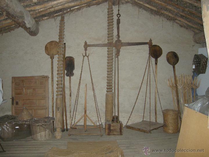Antig&uuml;edades: Balanza de hierro grande SXIX - Foto 2