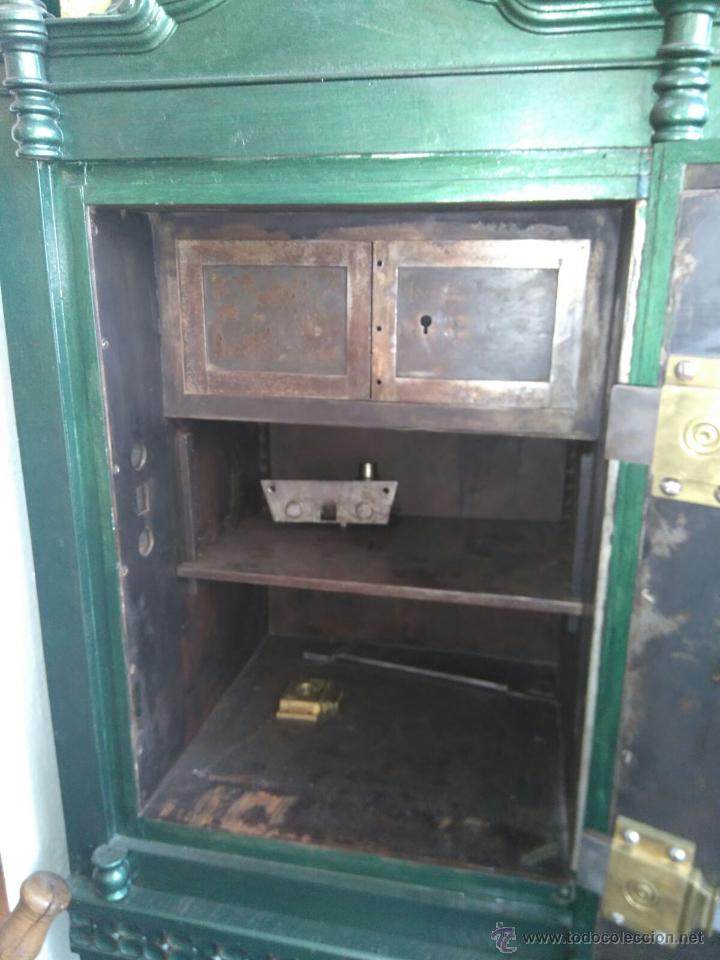 Antig&uuml;edades: Caja Fuerte Antigua - Foto 6