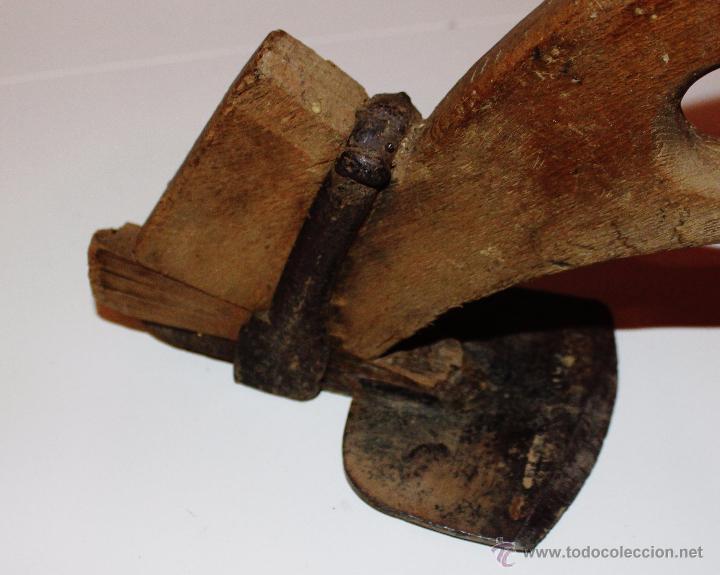 Antig&uuml;edades: Antigua azuela para madera ,tipo inglesa - Foto 2