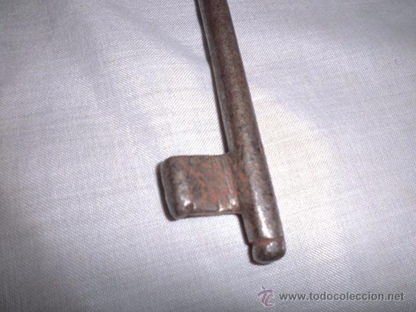 Antig&uuml;edades: LLAVE ANTIGUA Y RARA - Foto 3