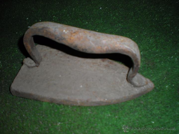 Antig&uuml;edades: Plancha de hierro muy antigua - Foto 2