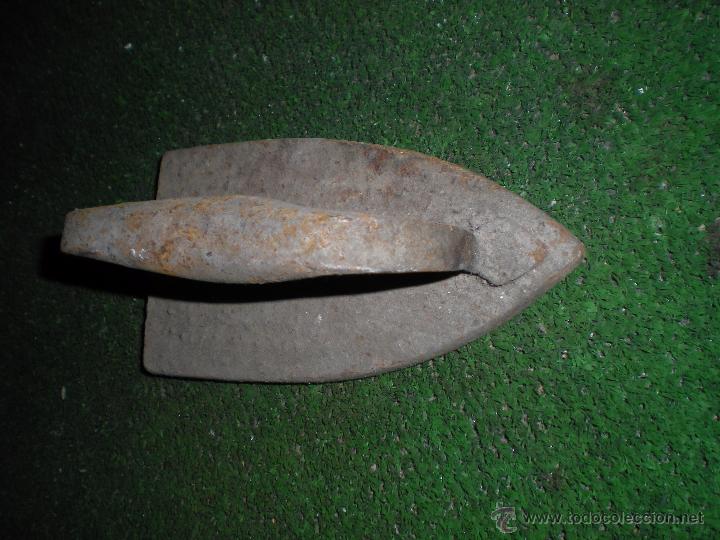 Antig&uuml;edades: Plancha de hierro muy antigua - Foto 3