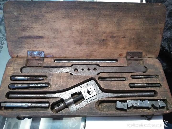 Antig&uuml;edades: JUEGO TERRAJES DERBY  EN CAJA MADERA - Foto 2