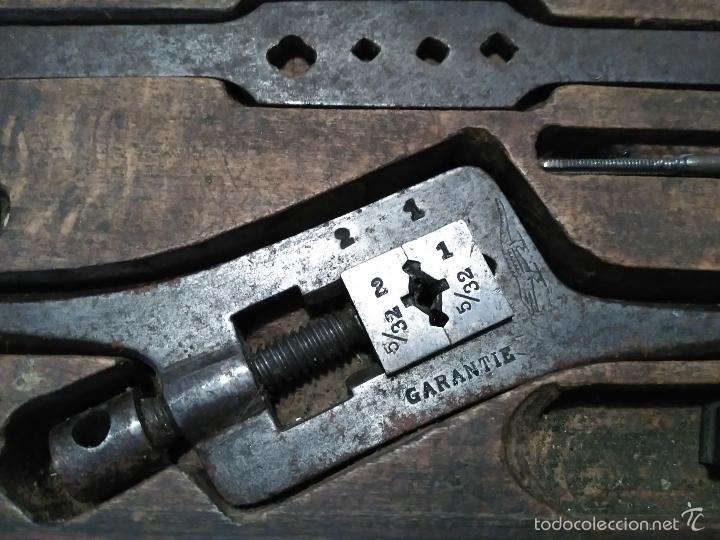 Antig&uuml;edades: JUEGO TERRAJES DERBY  EN CAJA MADERA - Foto 4