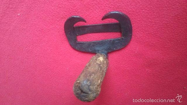 Antig&uuml;edades: ANTIGUO Y CURIOSO UTIL FORJADO DE CARPINTERIA - Foto 3