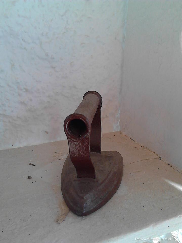 Antig&uuml;edades: plancha de hierro 1 - Foto 1