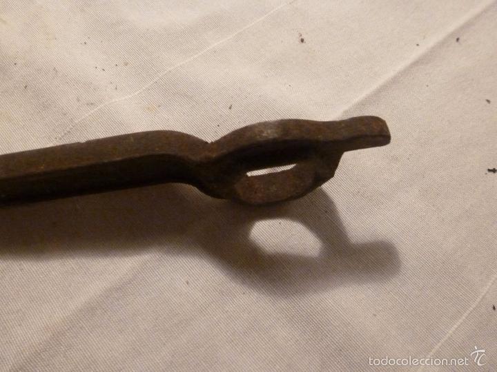 Antig&uuml;edades: llave para coche - Foto 6