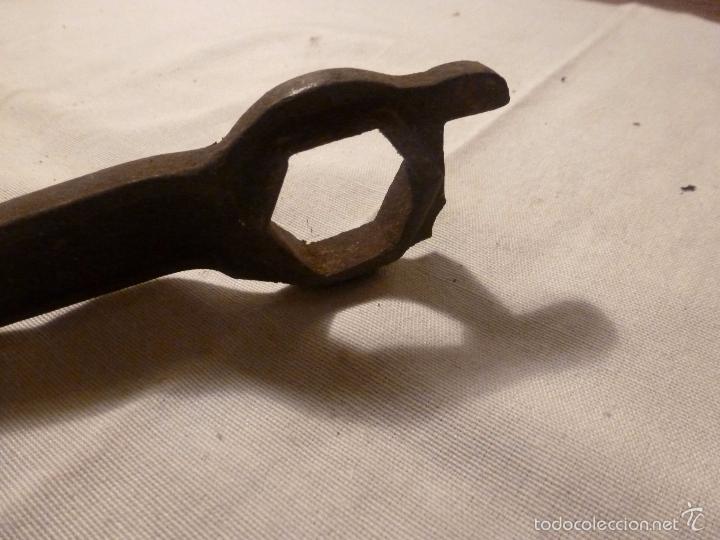Antig&uuml;edades: llave para coche - Foto 7