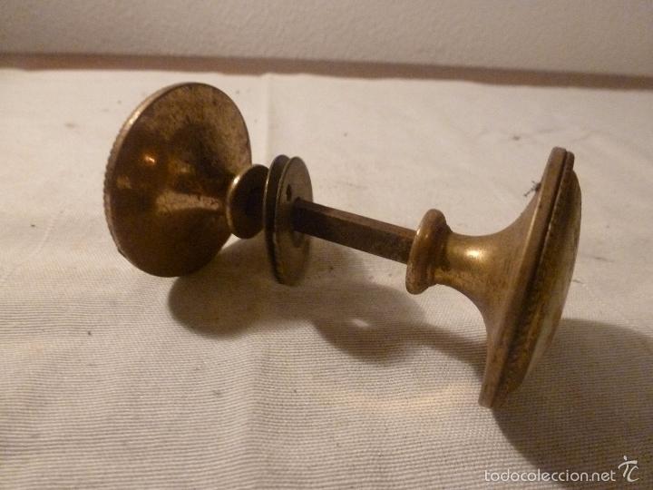 Antig&uuml;edades: MANETA DE BRONCE Y PORCELANA - Foto 4