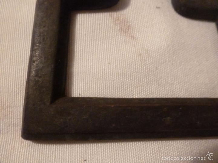 Antig&uuml;edades: pareja asa de brasero de bronce - Foto 2