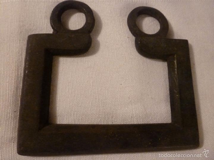 Antig&uuml;edades: pareja asa de brasero de bronce - Foto 3
