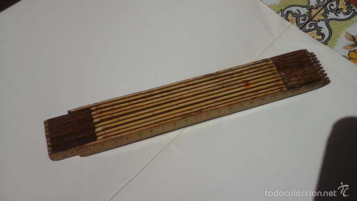 Antig&uuml;edades: ANTIGUO METRO PLEGABLE DE MADERA - Foto 2