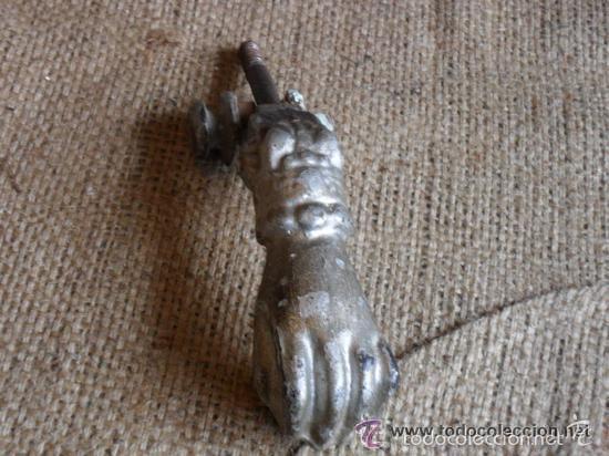 Antig&uuml;edades: LLAMADOR / ALDABA DE HIERRO CON FORMA DE MANO. ANTIGUO - Foto 5