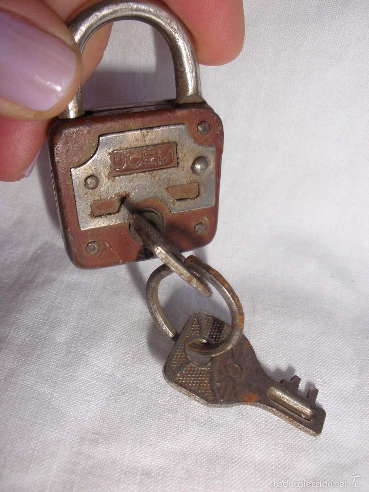Antig&uuml;edades: Antiguo candado Marca UCEM - Foto 4