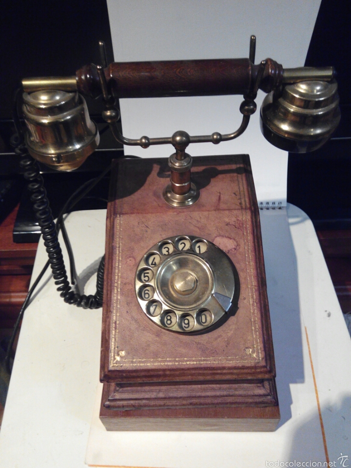 Tel&eacute;fonos: Tel&eacute;fono estilo antiguo - Foto 1