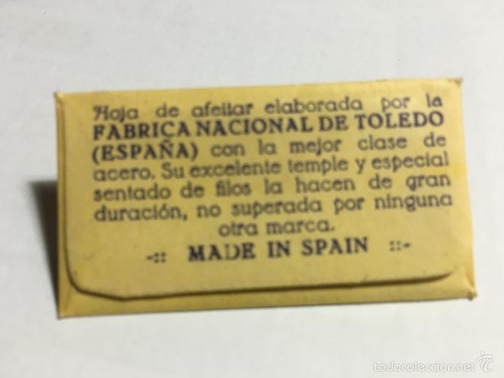 Antig&uuml;edades: ANTIGUA HOJA DE AFEITAR TOLEDO IMPECABLE ESTADO - Foto 2