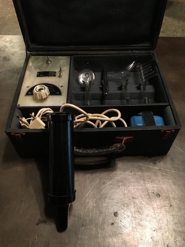 Antig&uuml;edades: set medico para dar corrientes electricas - Foto 2