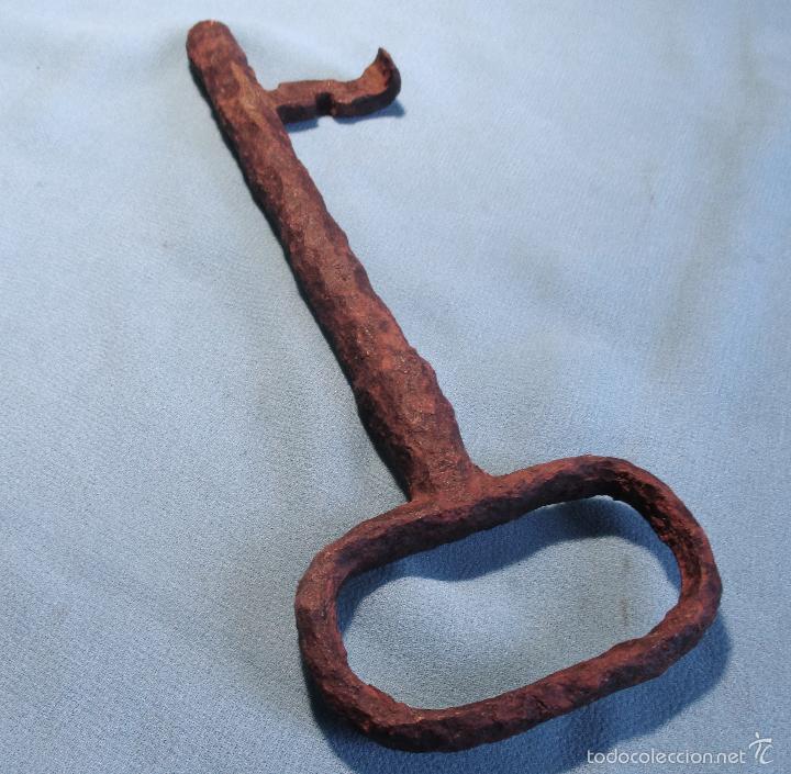 Antig&uuml;edades: LLAVE MUY ANTIGUA DE 22,5 CM DE LARGO - Foto 5