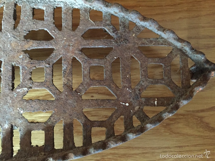 Antig&uuml;edades: Soporte para plancha - Foto 6