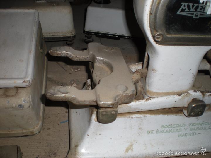 Antig&uuml;edades: B&aacute;scula AVERY 55x25x60cm - Foto 7