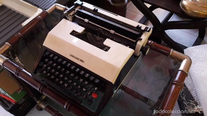 Antig&uuml;edades: maquina de escribir con funda    underwood - Foto 5