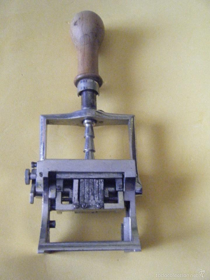 Antig&uuml;edades: MUY ANTIGUO FOLIADOR - Foto 1
