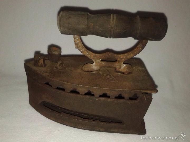 Antig&uuml;edades: PLANCHA DE CARB&Oacute;N. ANTIGUA - Foto 2