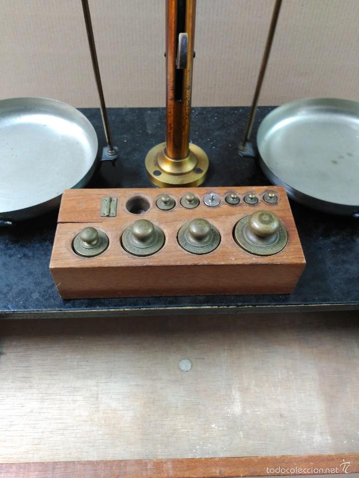 Antig&uuml;edades: Balanza de precision de madera - Foto 6