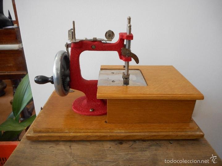 Antig&uuml;edades: M&aacute;quina de coser Grain - Foto 3